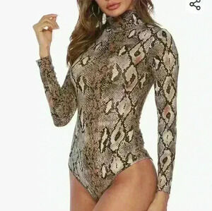 -  Queen.M Womens Body Suit